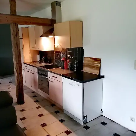 Au-delà Du Portail Appartement